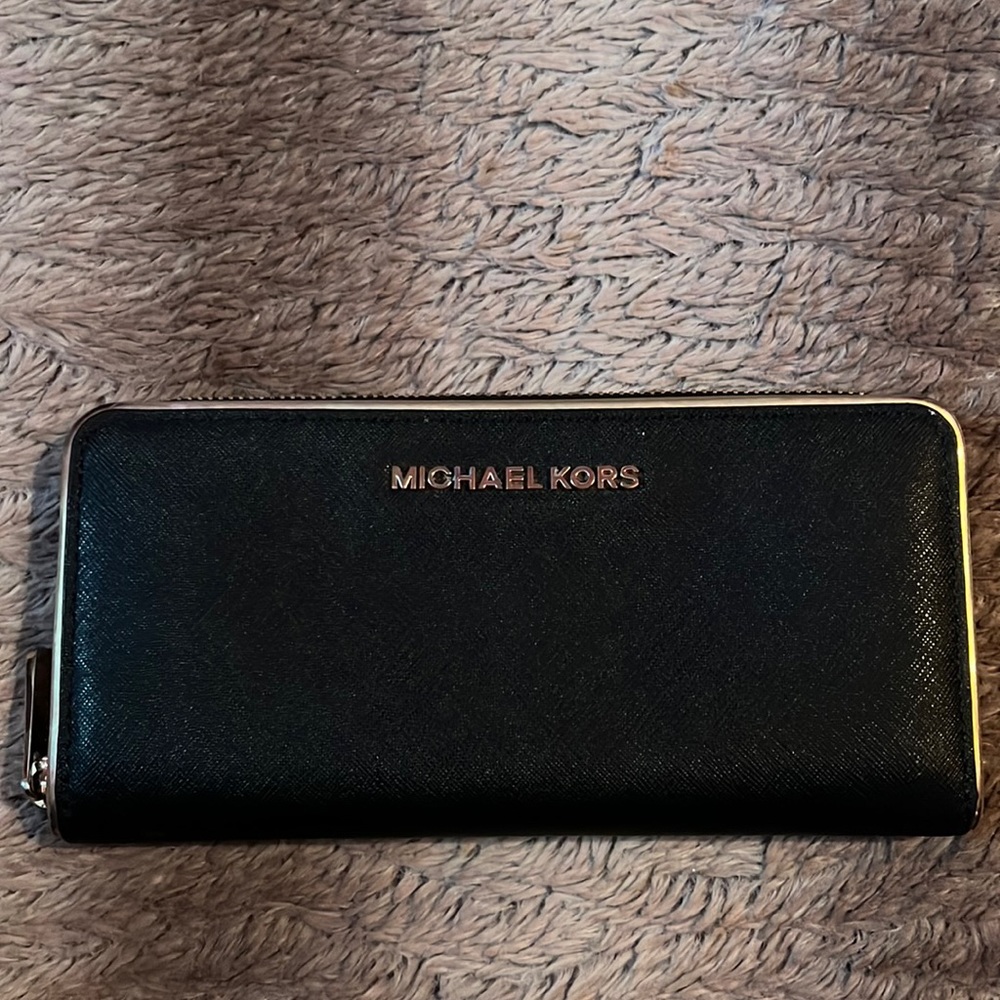 Michael Kors wallet